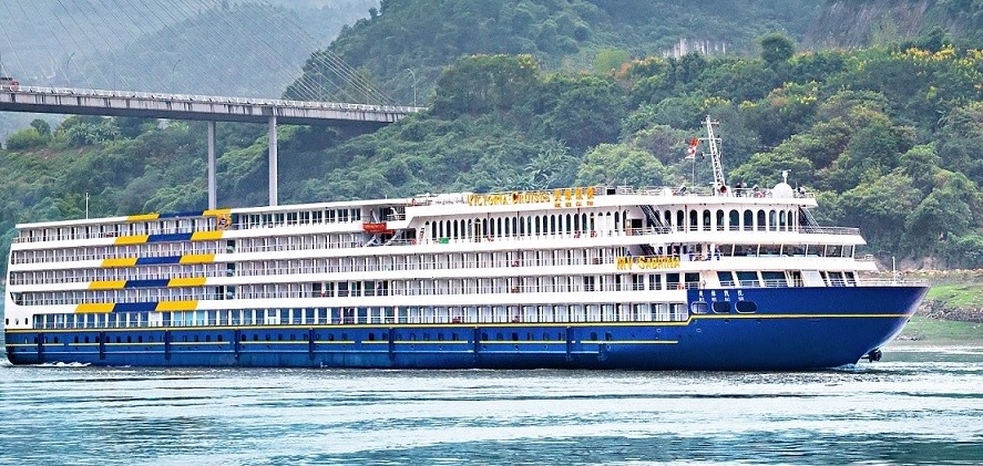 Victoria Lianna Ship